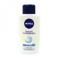 Nivea Make Up Remover - Visage Refreshing Milk W/Vitamin E & Hydra IQ 200ml